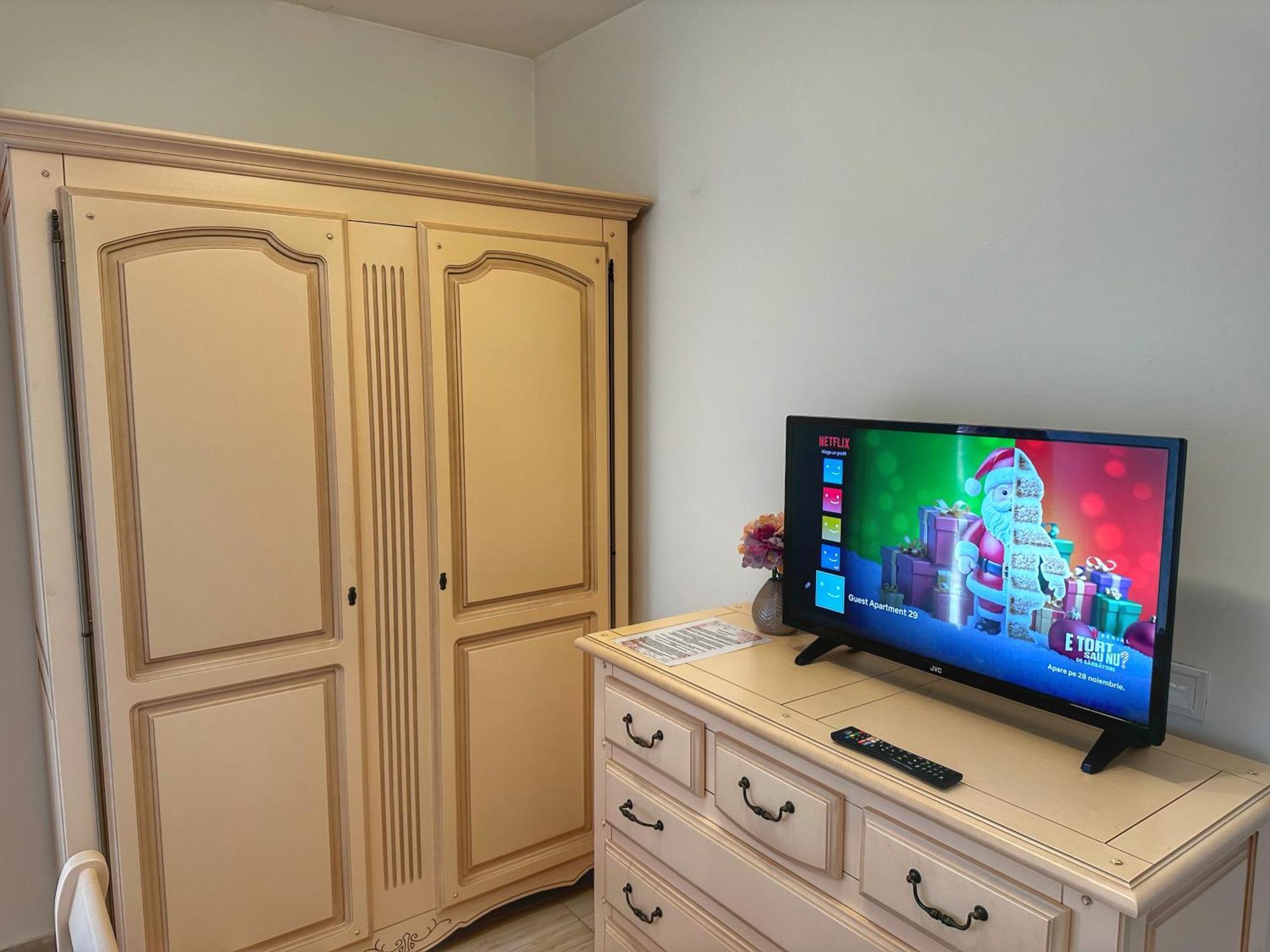 Fancy Apartament Promenada Balcon Panoramic, Parcare, Incalzire Pardoseala, Self Check In Craiova Exterior foto